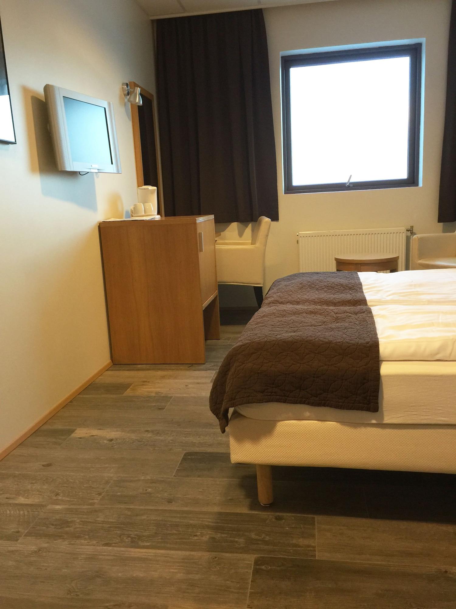 Hotel Cabin Рейкьявик Экстерьер фото