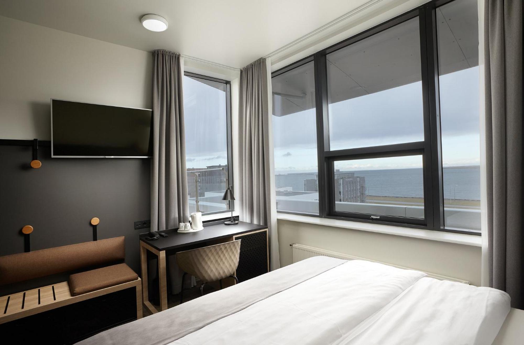 Hotel Cabin Рейкьявик Экстерьер фото