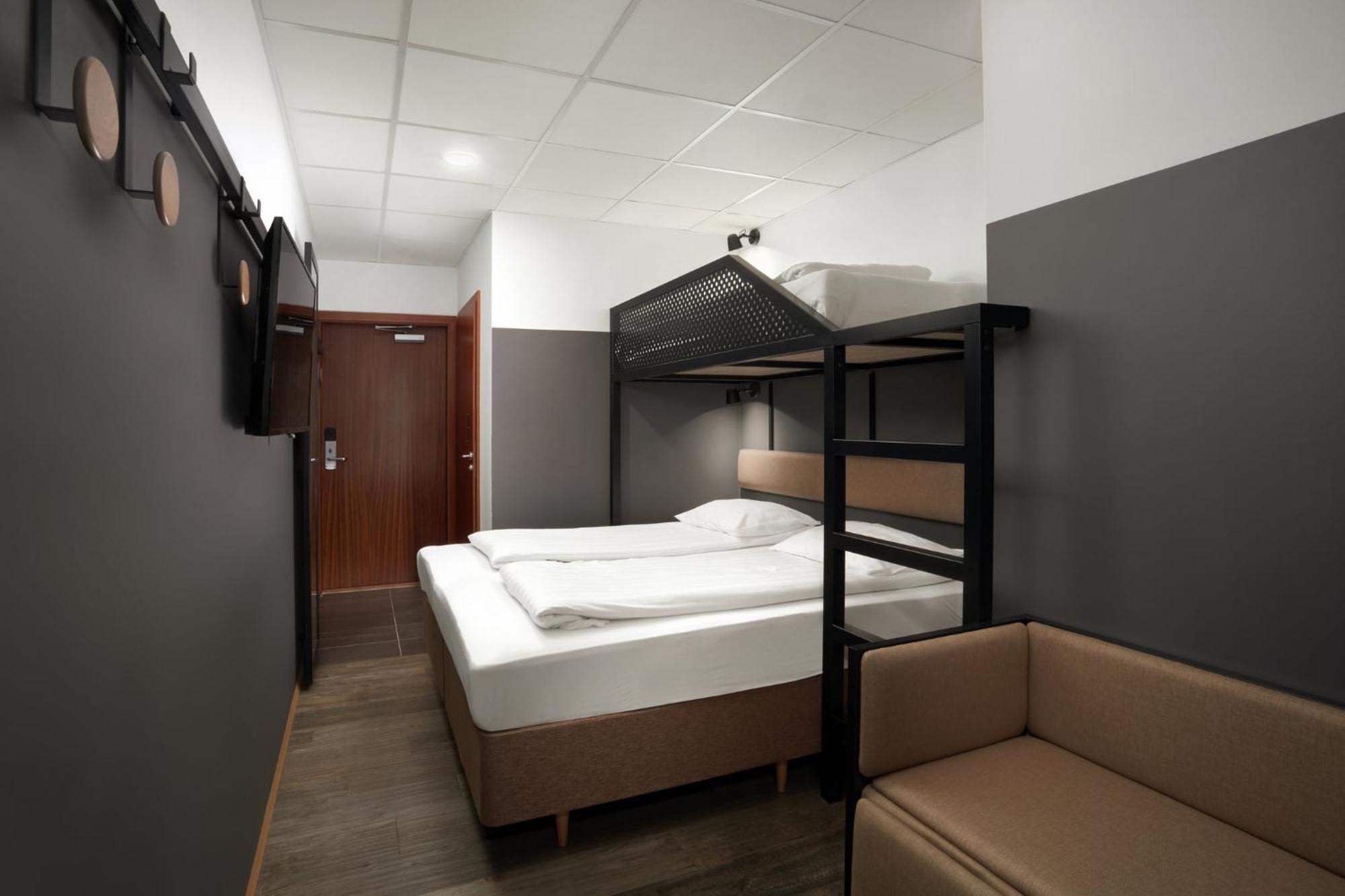 Hotel Cabin Рейкьявик Экстерьер фото