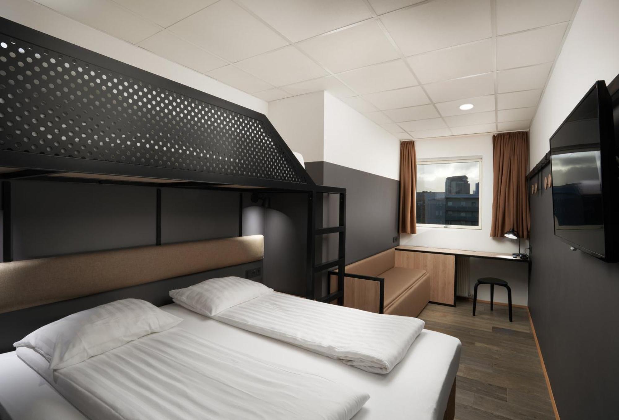 Hotel Cabin Рейкьявик Экстерьер фото