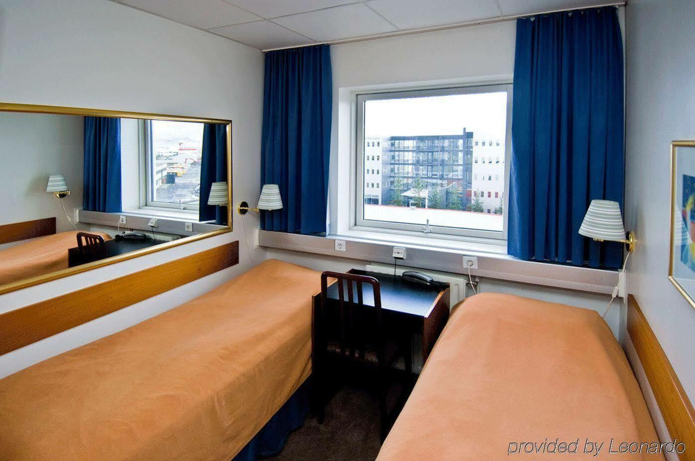 Hotel Cabin Рейкьявик Экстерьер фото